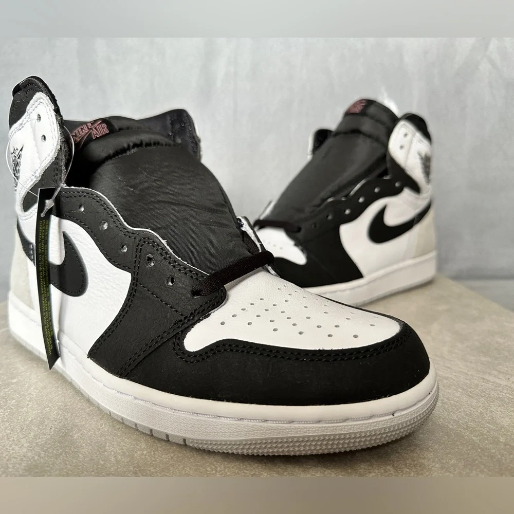 Air Jordan 1 Retro High OG Bleached Coral - Picture 3 of 10